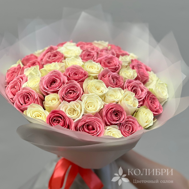 Букет из 51 бело розовой розы  3