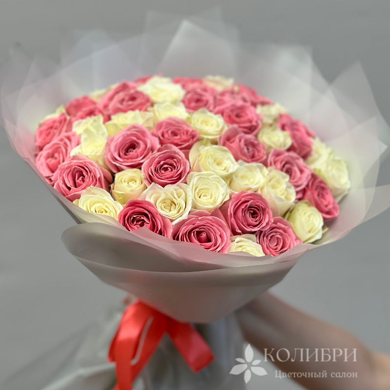 Букет из 51 бело розовой розы  2