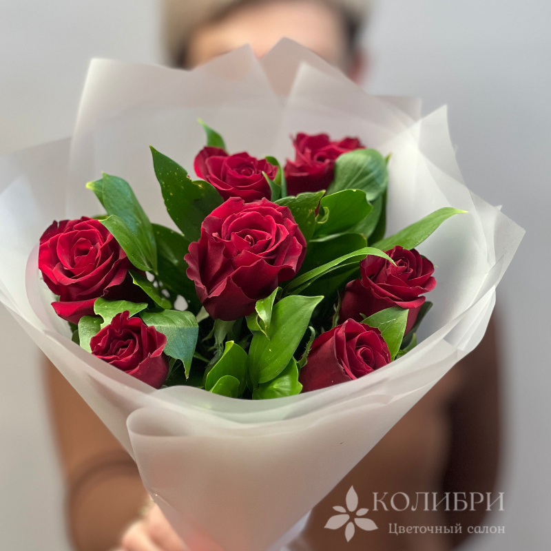 Букет из 7 красных роз 